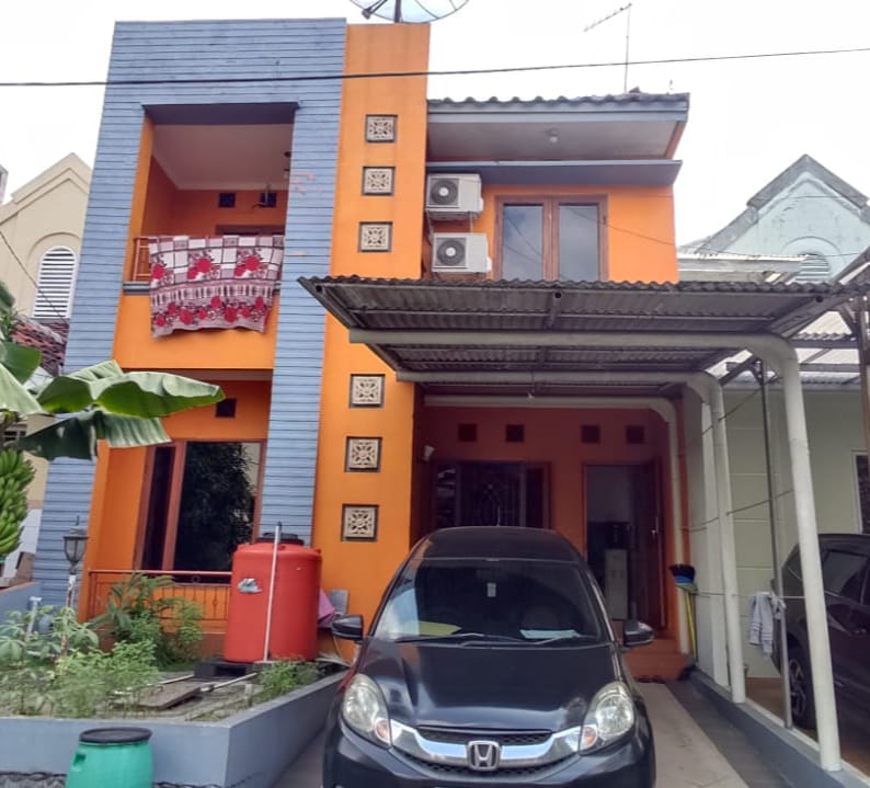 Rumah Disewakan Semi Furnished di Meadow Green Lippo Cikarang